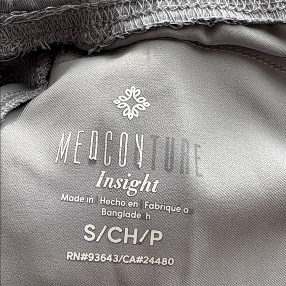 Med Couture Women's Gray Scrub Set - Picture 6 of 6